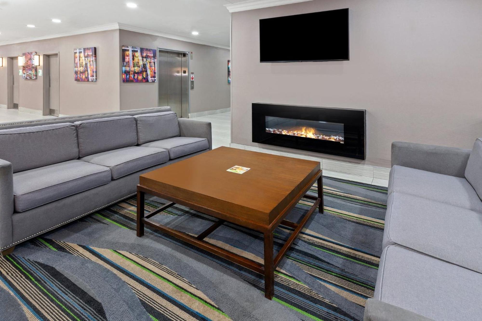 Holiday Inn Chicago/Oak Brook By Ihg Oakbrook Terrace Exteriér fotografie